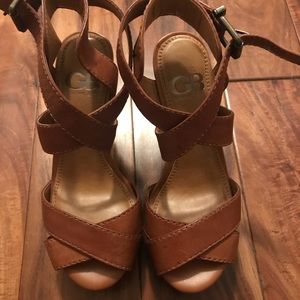 Wedge sandals